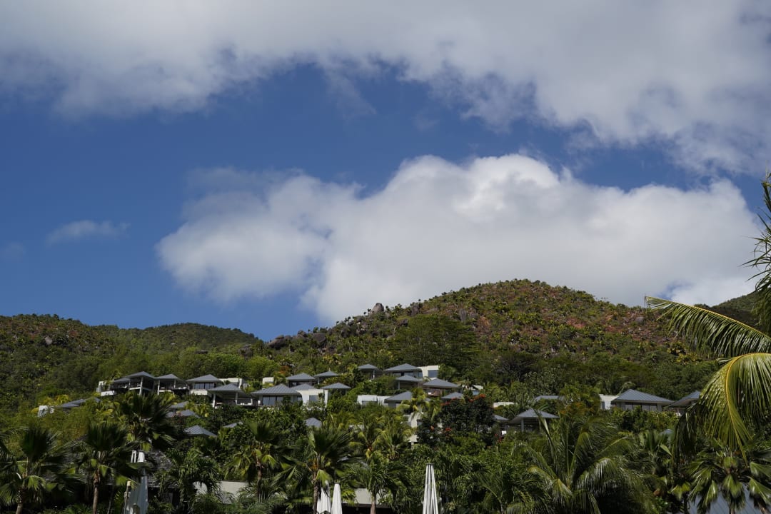 Außenansicht Raffles Seychelles