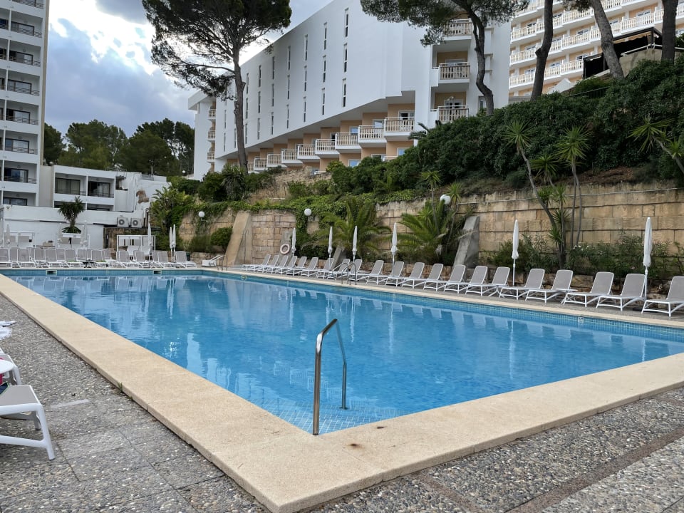 Pool Hotel Vibra Beverly Playa