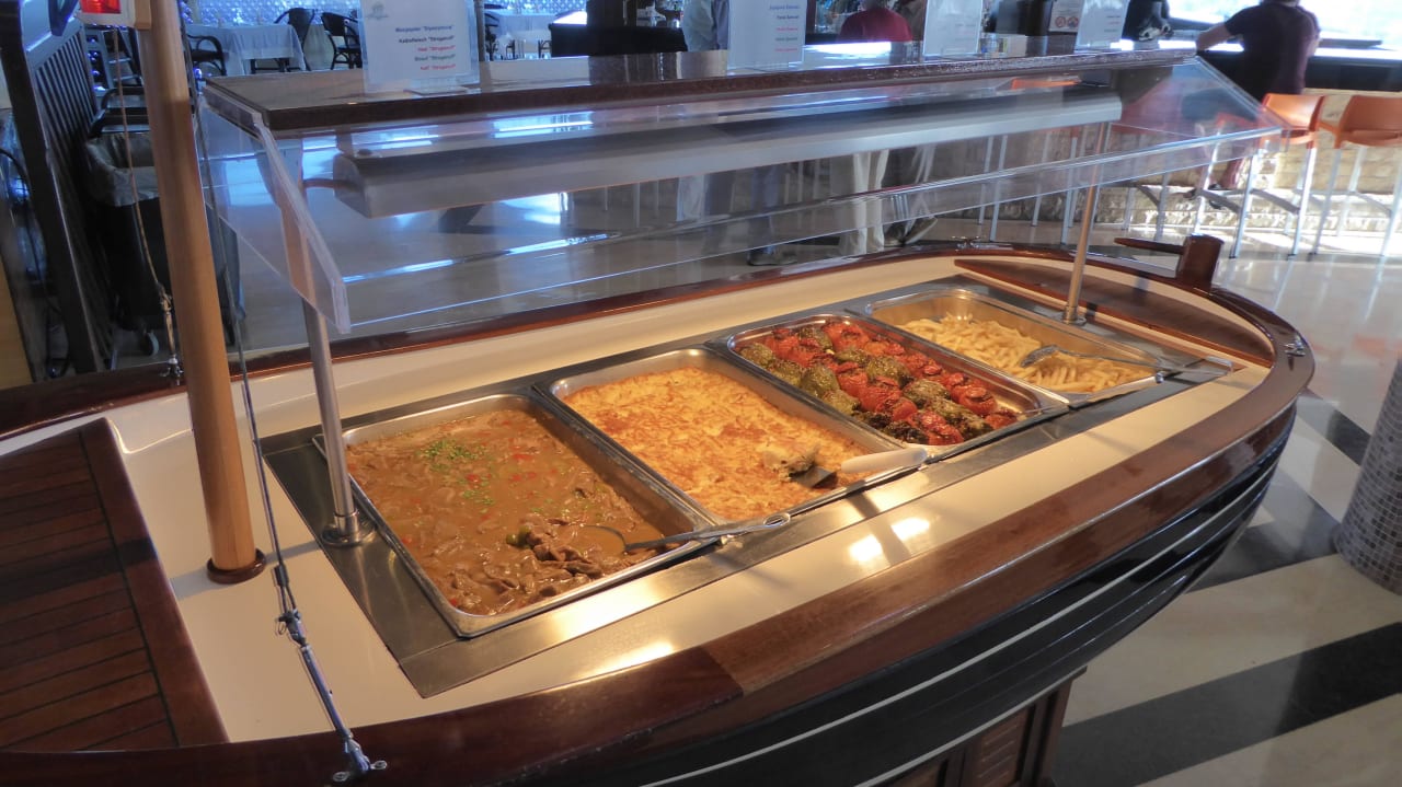 Hauptgerichte Hotel Kalithea Horizon Royal