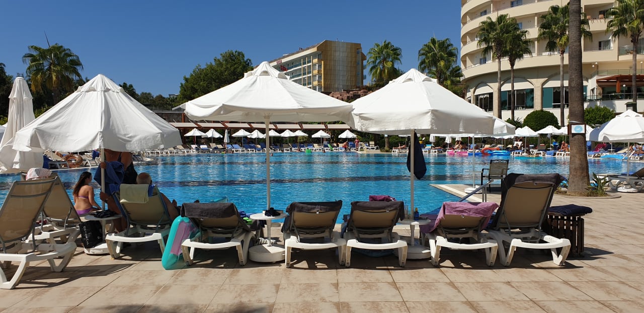 Pool Saphir Resort & Spa