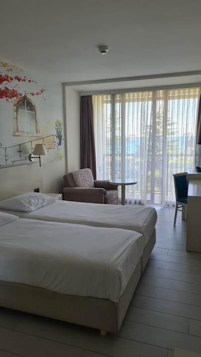 Zimmer Iberostar Waves Bellevue