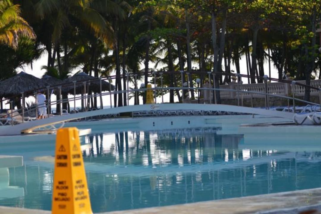 Pool Playabachata Hotel