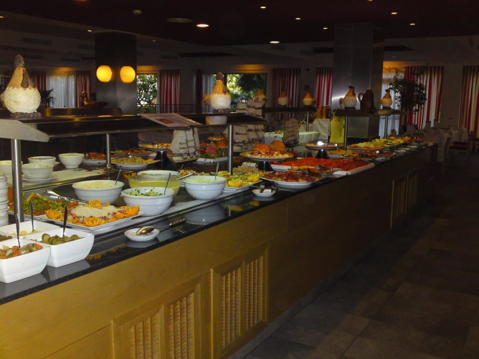 Das Essen im Restaurant SBH Hotel Taro Beach