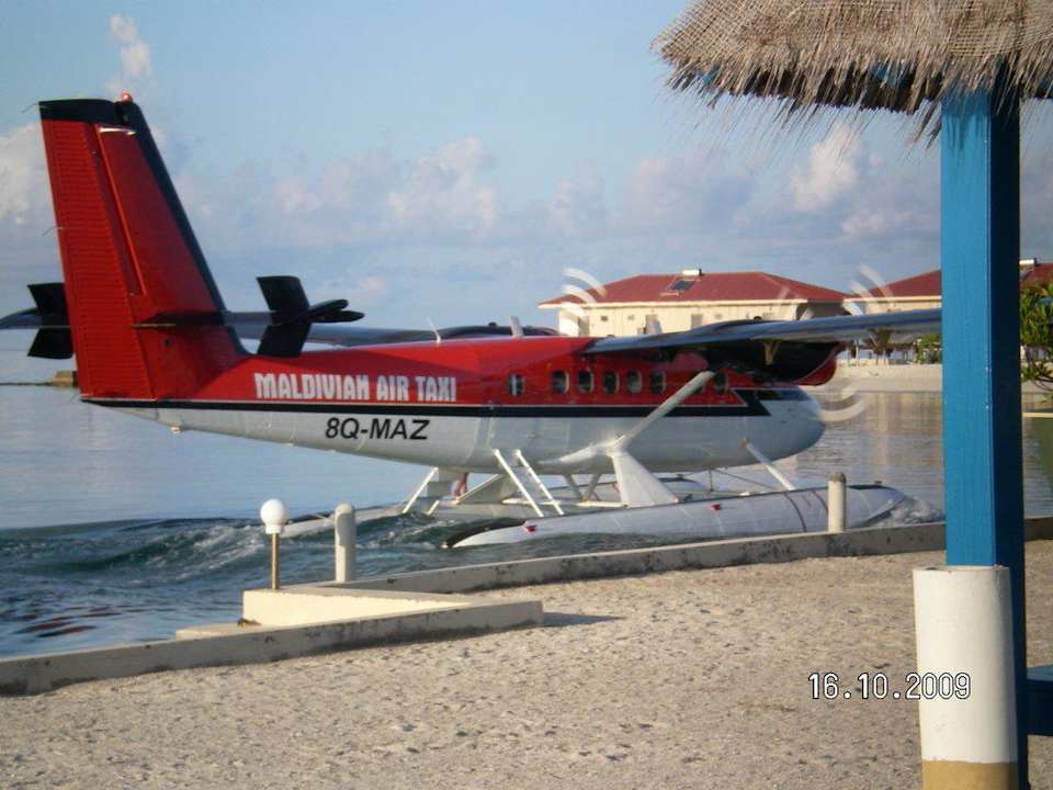 Wasserflugzeug Summer Island Maldives