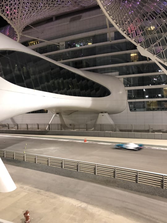 Außenansicht W Abu Dhabi - Yas Island