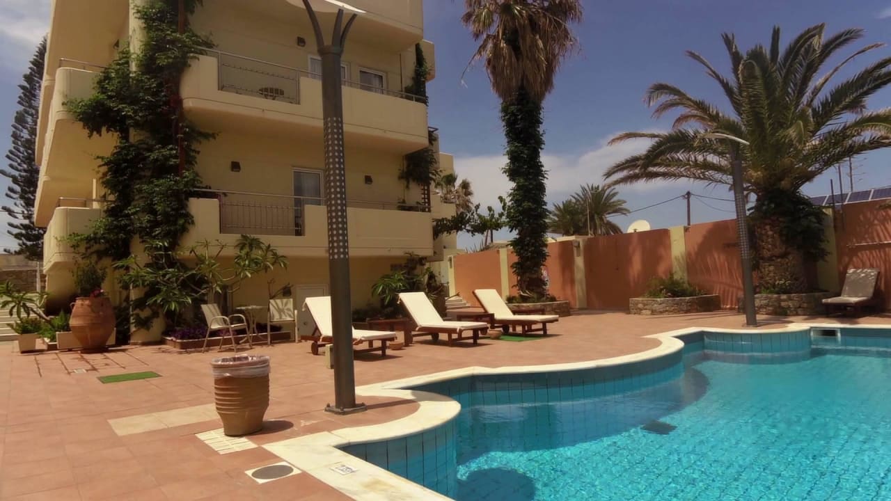 Pool High Beach Resort