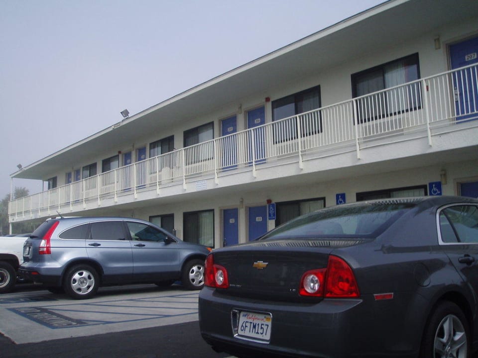 Außenansicht Zimmer Motel 6 Santa Barbara Beach