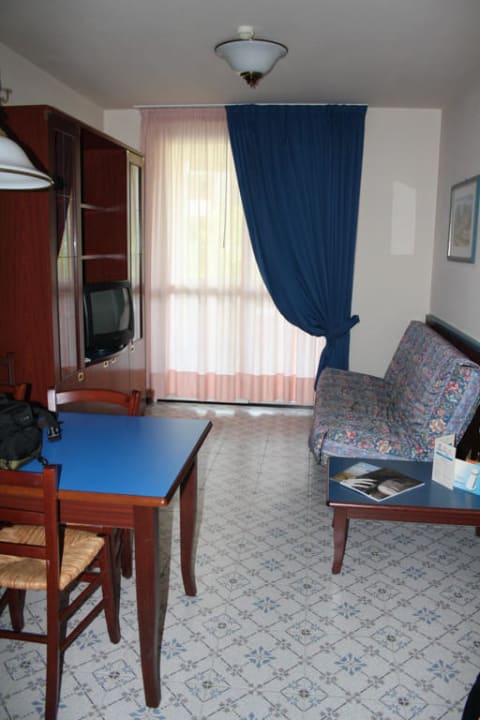 Wohnzimmer Aparthotel Holiday