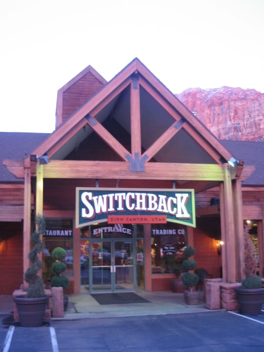 Switchback Restaurant Holiday Inn Express Springdale - Zion National Park Area