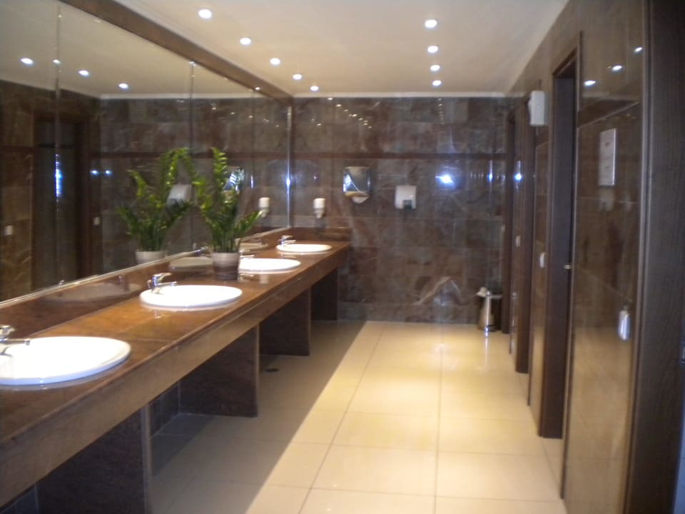 Sauberer Toiletten Hotel Kalithea Horizon Royal
