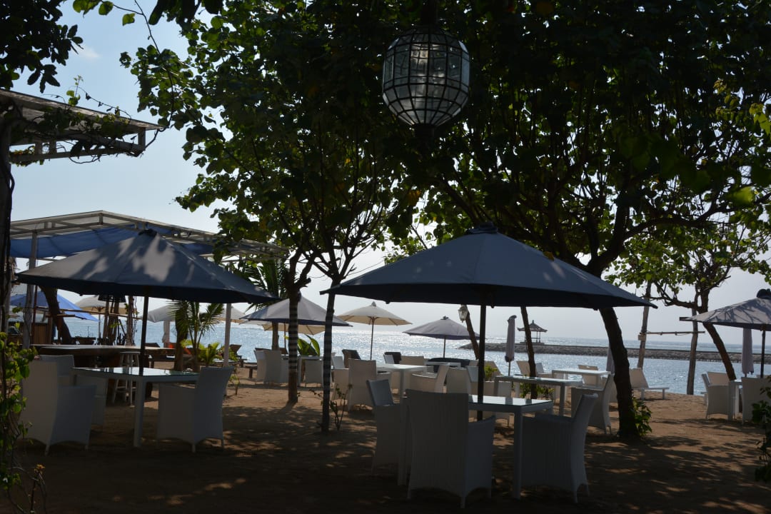 Strand Sanur Resort Watujimbar