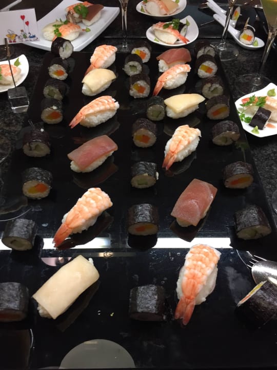 Sushi Vorspeisenbuffet Baby- & Kinderhotel Laurentius