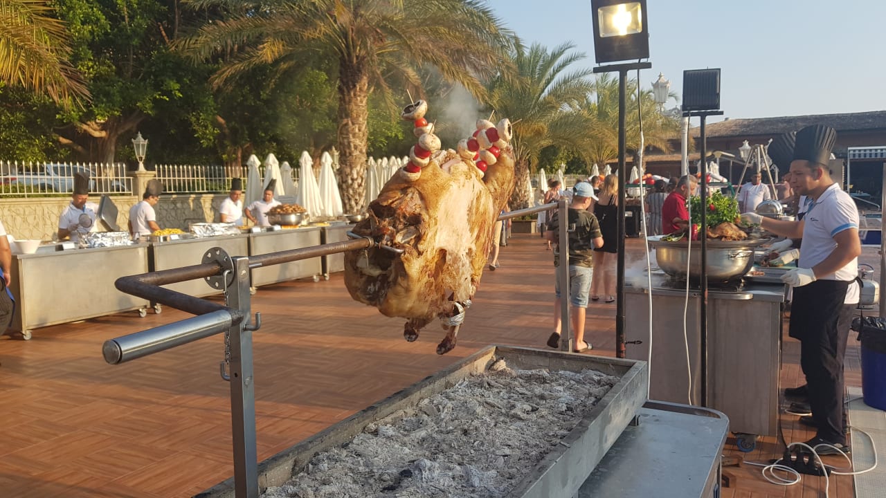 Gastro Quattro Beach Spa & Resort