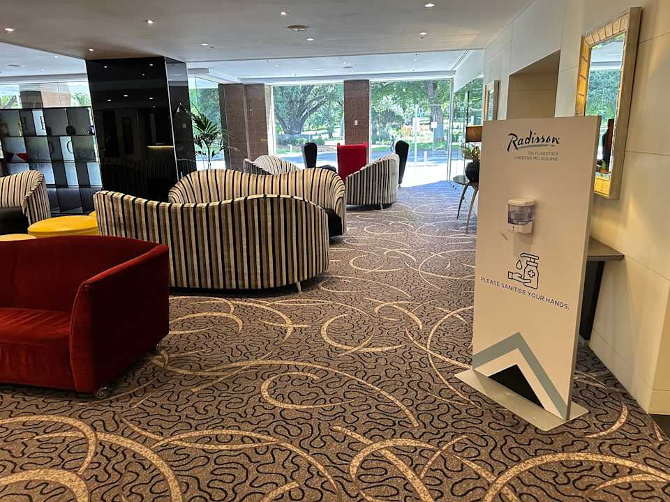 Lobby Hotel Radisson On Flagstaff Gardens