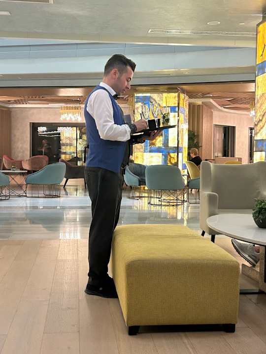 Lobby Royal Wings Hotel