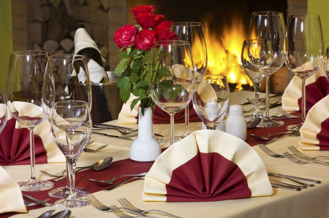 Gemütlich im Restaurant sitzen Strandhotel Seehof