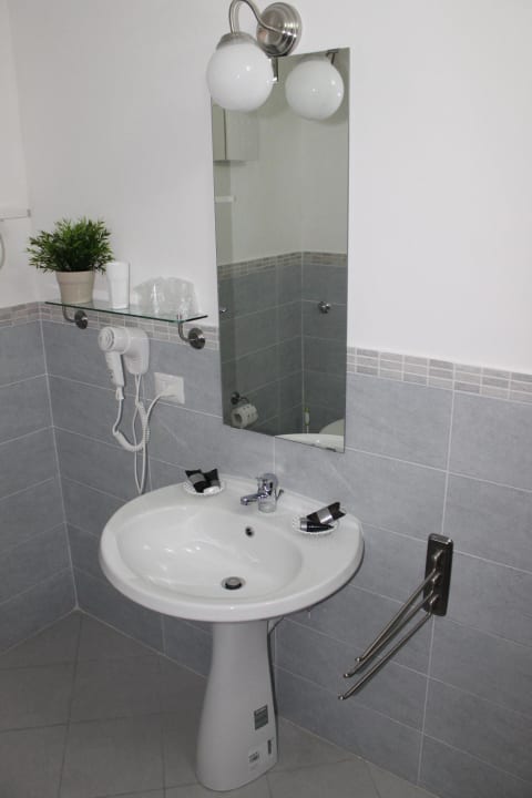 Bagno Iris B&B Sweet Home Sophia