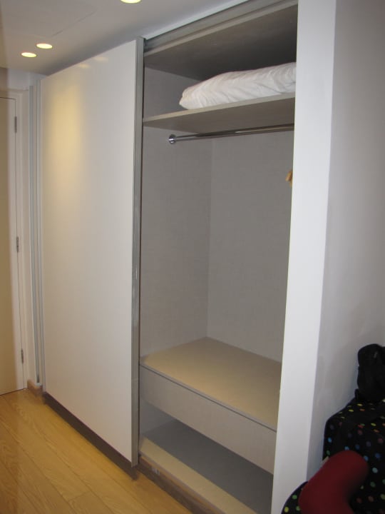 Zimmer Crystal Springs Beach Hotel