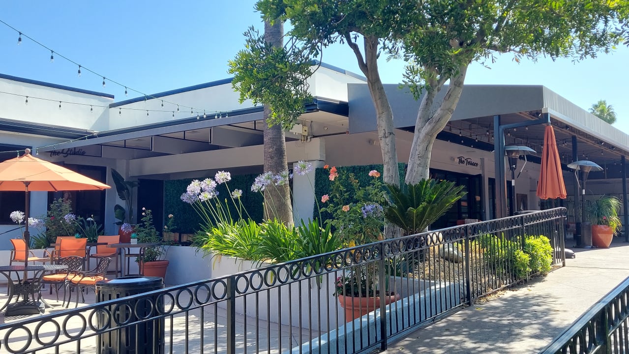 Gastro Palm Garden Hotel