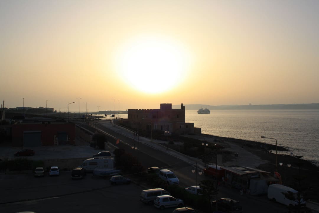 Sonnenuntergang vom Hotelbalkon aus Riviera Spa Resort - Adults Only