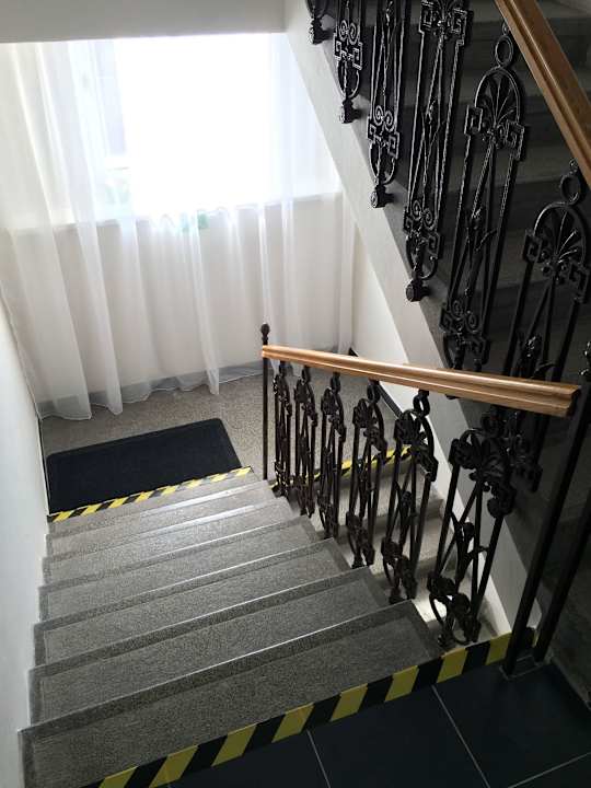 Schodisko k izbám Penzión Sport