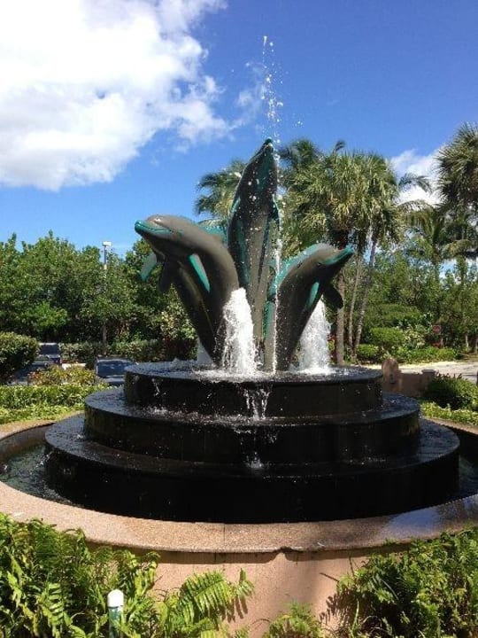 Brunnen Hotel Doubletree Grand Key Resort