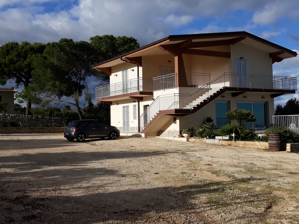 "Außenansicht" Avola Antica Lodge & Pool (Avola) • HolidayCheck