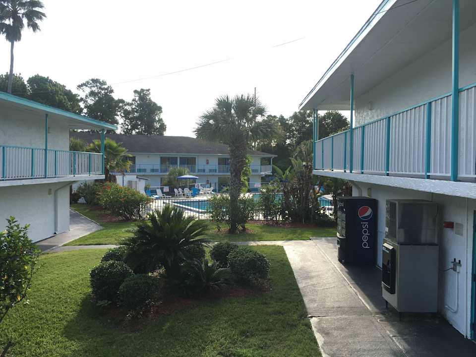 Motel Hotel Rodeway Inn Maingate