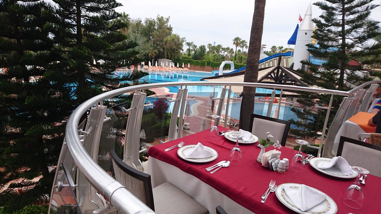 Terasse Restaurant Arycanda Kirman Premium