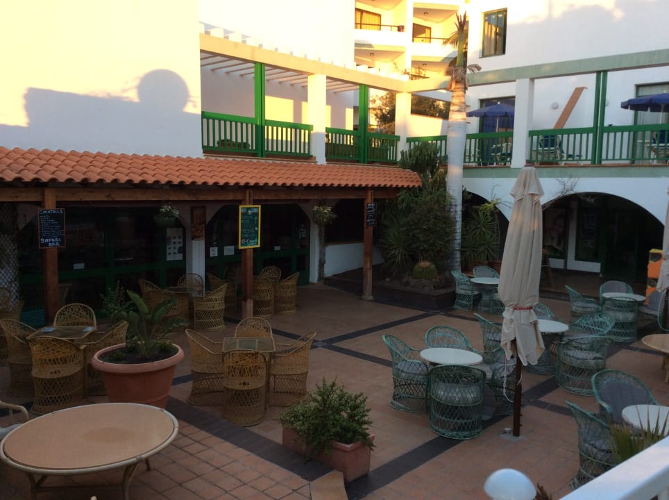 Restaurant Aparthotel Esquinzo Y Monte Del Mar