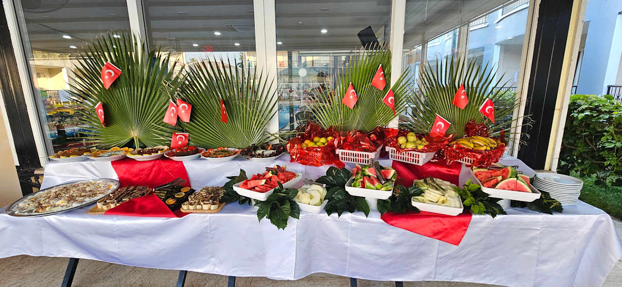 Gastro Sayanora Hotel