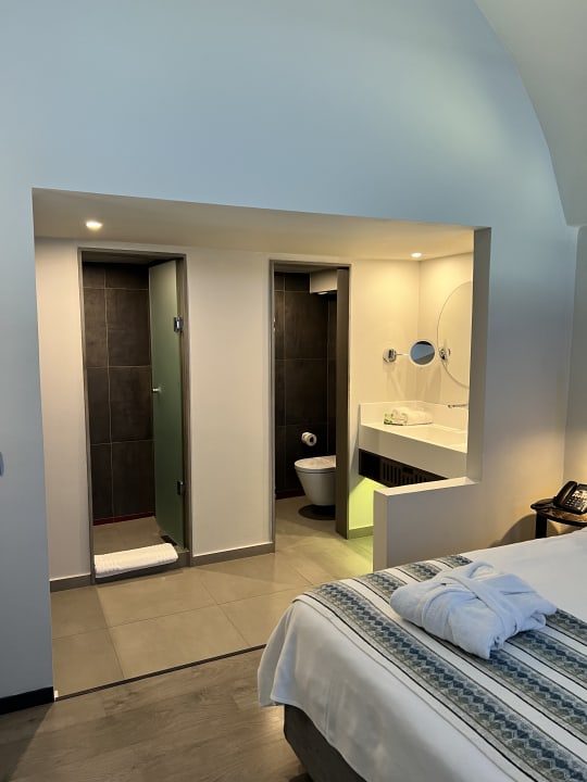 Zimmer Kakkos Beach Hotel