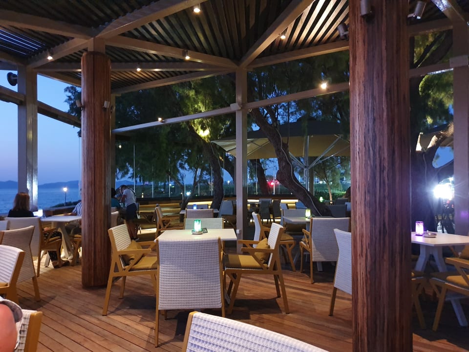 Gastro Neptune Luxury Resort