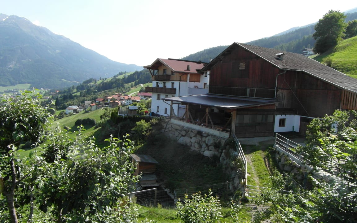 Der Hof mit Scheune und Stall Marteshof