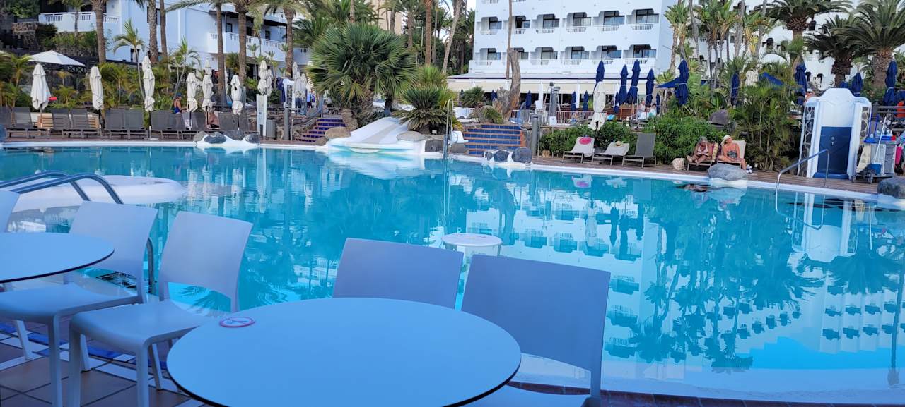 Pool Corallium Beach by Lopesan Hotels - Adults only
