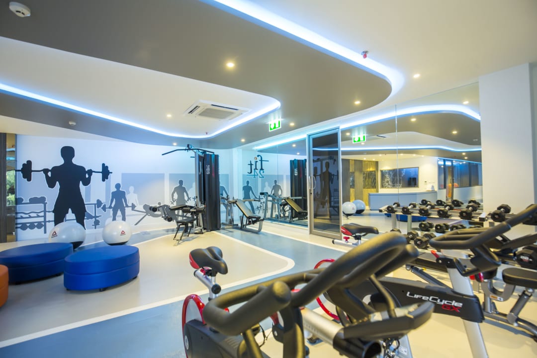 Sport & Freizeit The SIS Kata Phuket