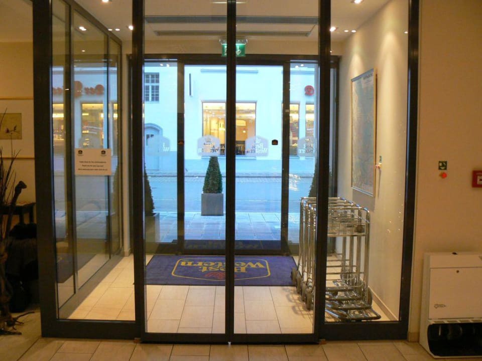 Eingang Best Western Hotel Nürnberg City West