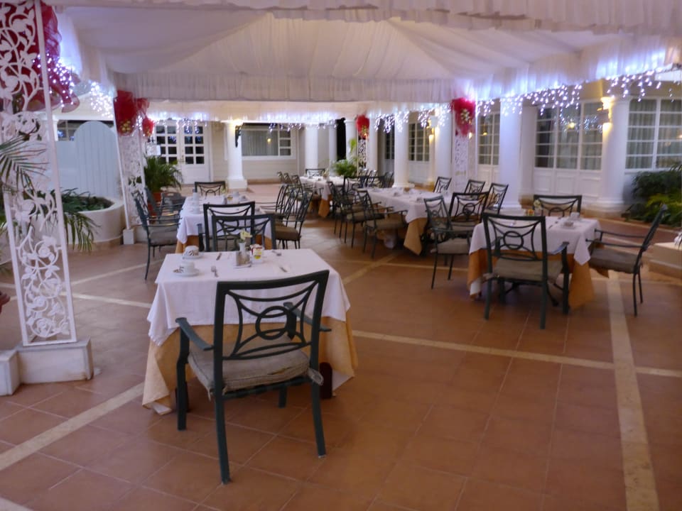 Aussen-Sitzplätze Bahia Principe Grand El Portillo