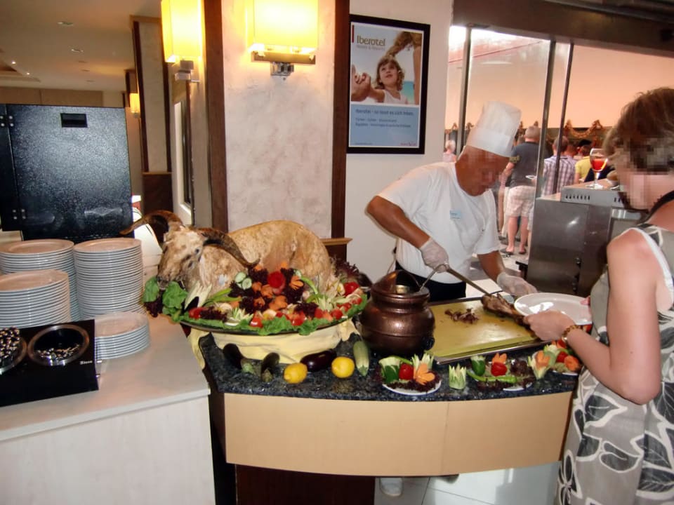 Spezial-Fleischtheke TUI BLUE Palm Garden