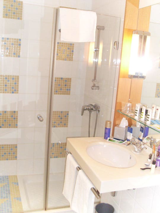 Bad, Waschbeckenbereich Grand Hotel Filippo