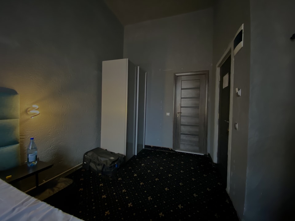 Zimmer Palace Bulevard Inn