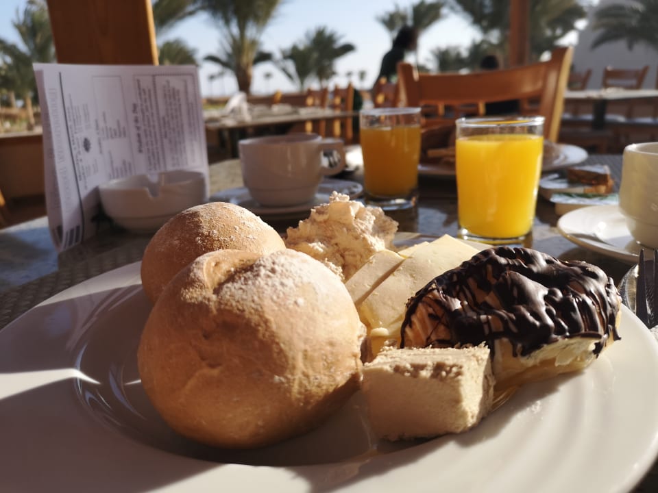 Gastro Three Corners Sea Beach Resort