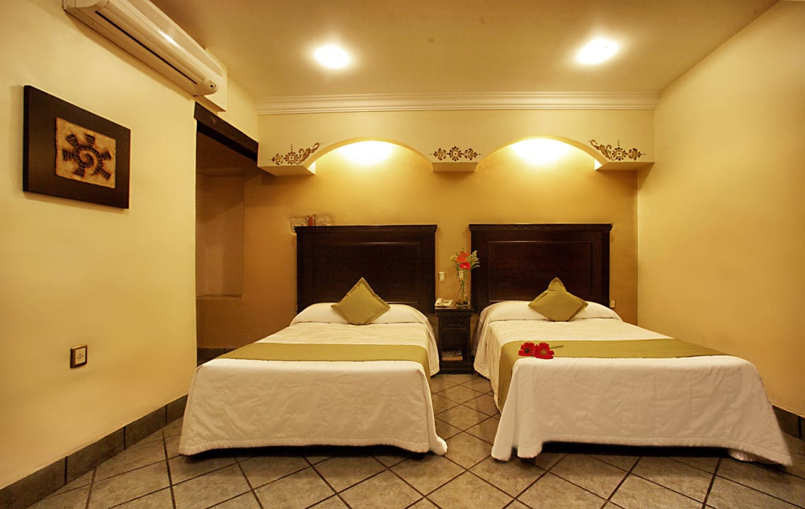 Junior Suite two double beds Hotel Casantica