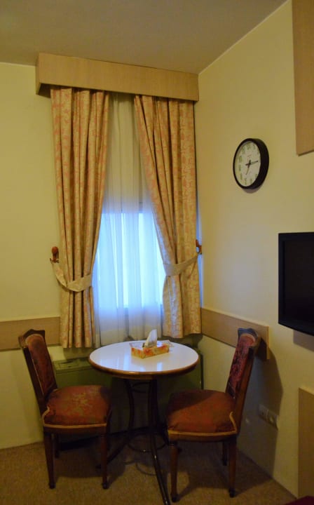 Doppelzimmer Aryo Barzan