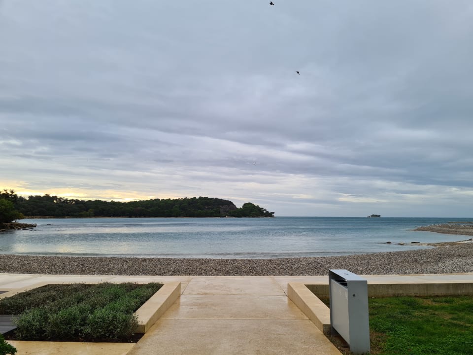 Strand Eden Hotel by Maistra Collection