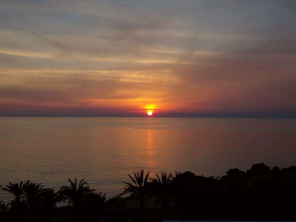 Sonnenuntergang Queen's Bay Hotel