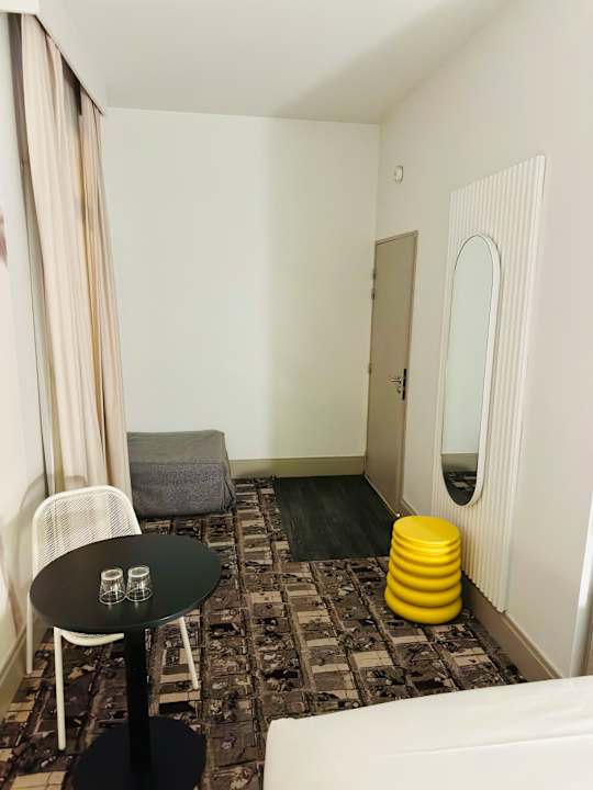 Zimmer ibis Styles Hotel Nice Centre Gare