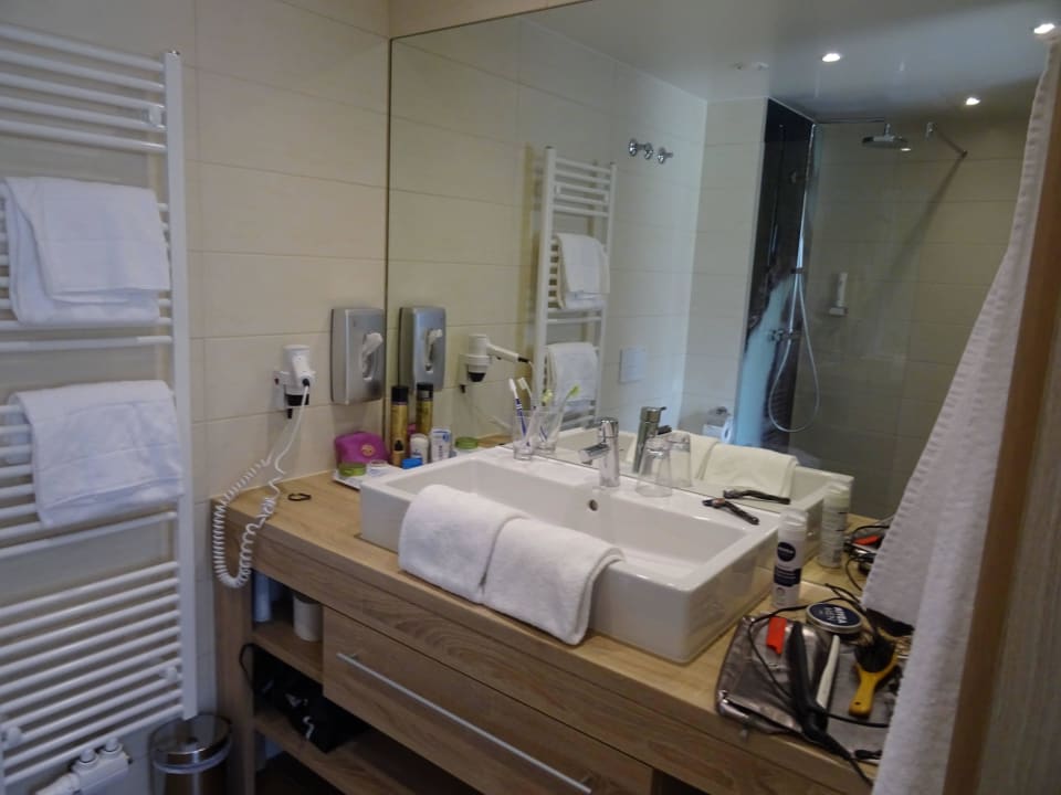 Bad im Doppelzimmer Berghotel Der Königsleitner -Adults Only