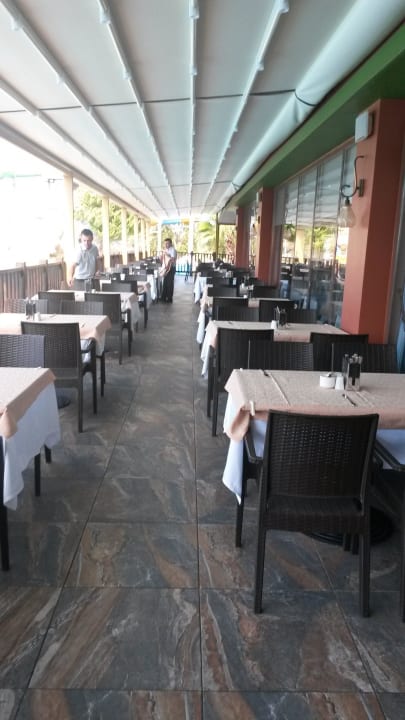 Draußen Alba Resort Hotel