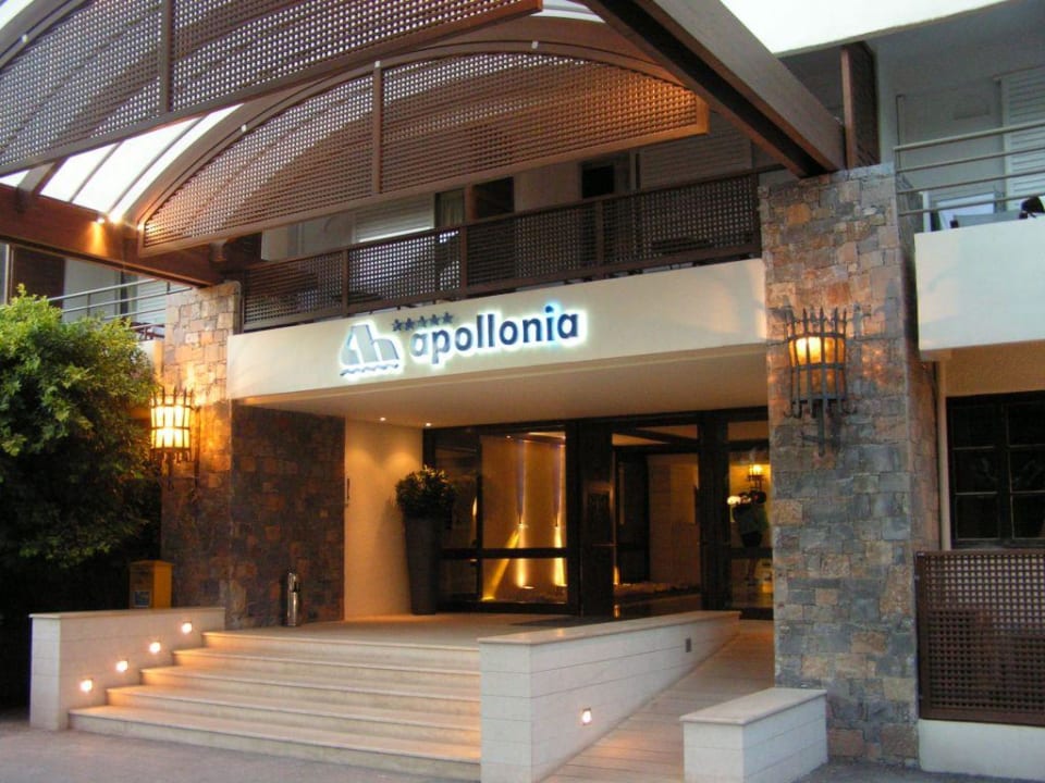 Eingang Hotel Apollonia Beach Resort & Spa
